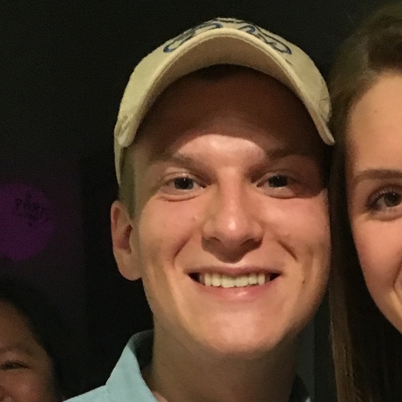 Meet your Posher, Alex - Picture 1 of 1